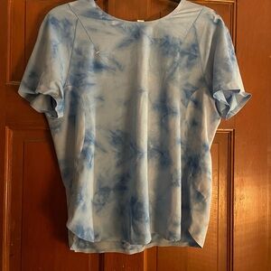 Lululemon Athletica Sky Blue Tie-Dye Short Sleeve Tee